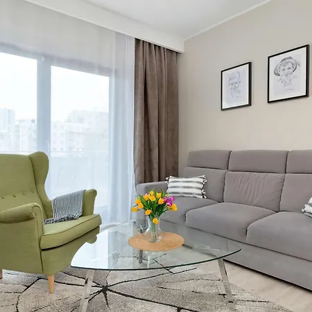 Family Apartment For 8 People With Balcony And 2 Bathrooms By Noclegi Renters