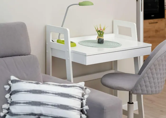 Family For 8 People With Parking, Balcony And 2 Bathrooms By Renters 公寓 格但斯克