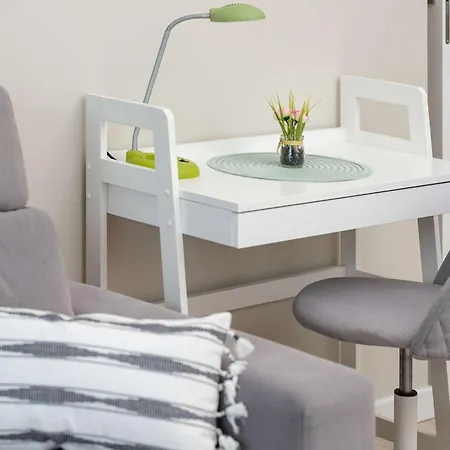 Family For 8 People With Parking, Balcony And 2 Bathrooms By Renters Lägenhet Gdańsk